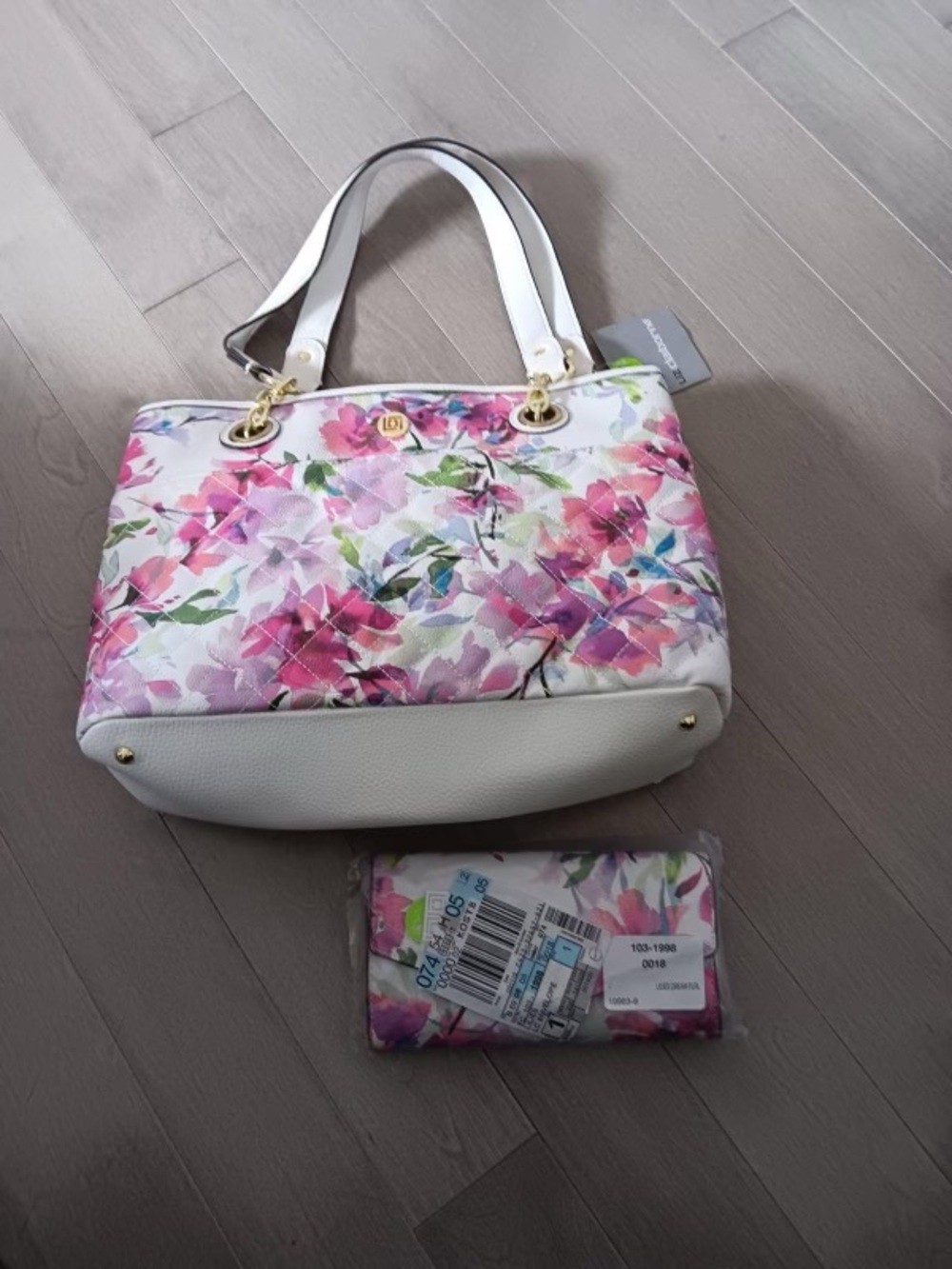2019 NOS Lilies Dream Liz Claiborne Purse & Matching Wallet